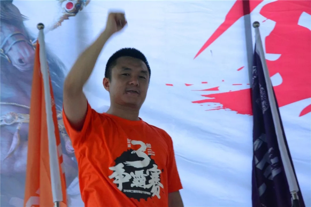 小优米app网络营销团队参加活动的照片及风采