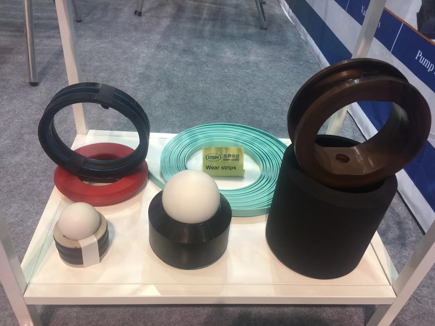 2018年第49届OTC石油展现场——悠米游戏中心安卓版公司的产品